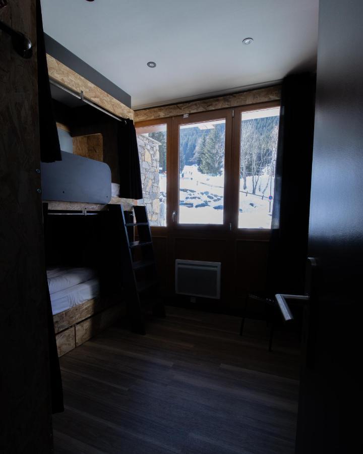 Moontain Hostel Oz Bagian luar foto