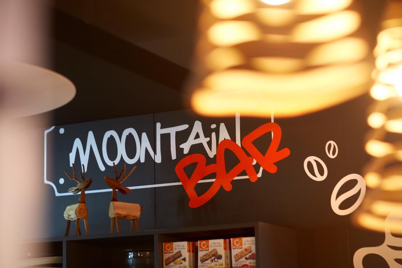 Moontain Hostel Oz Bagian luar foto