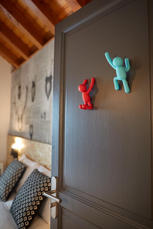 Moontain Hostel Oz Bagian luar foto